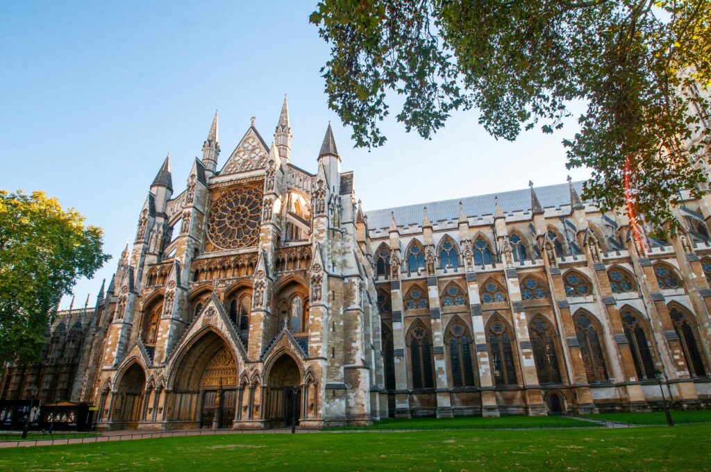 Turisti in visita all'Abbazia di Westminster